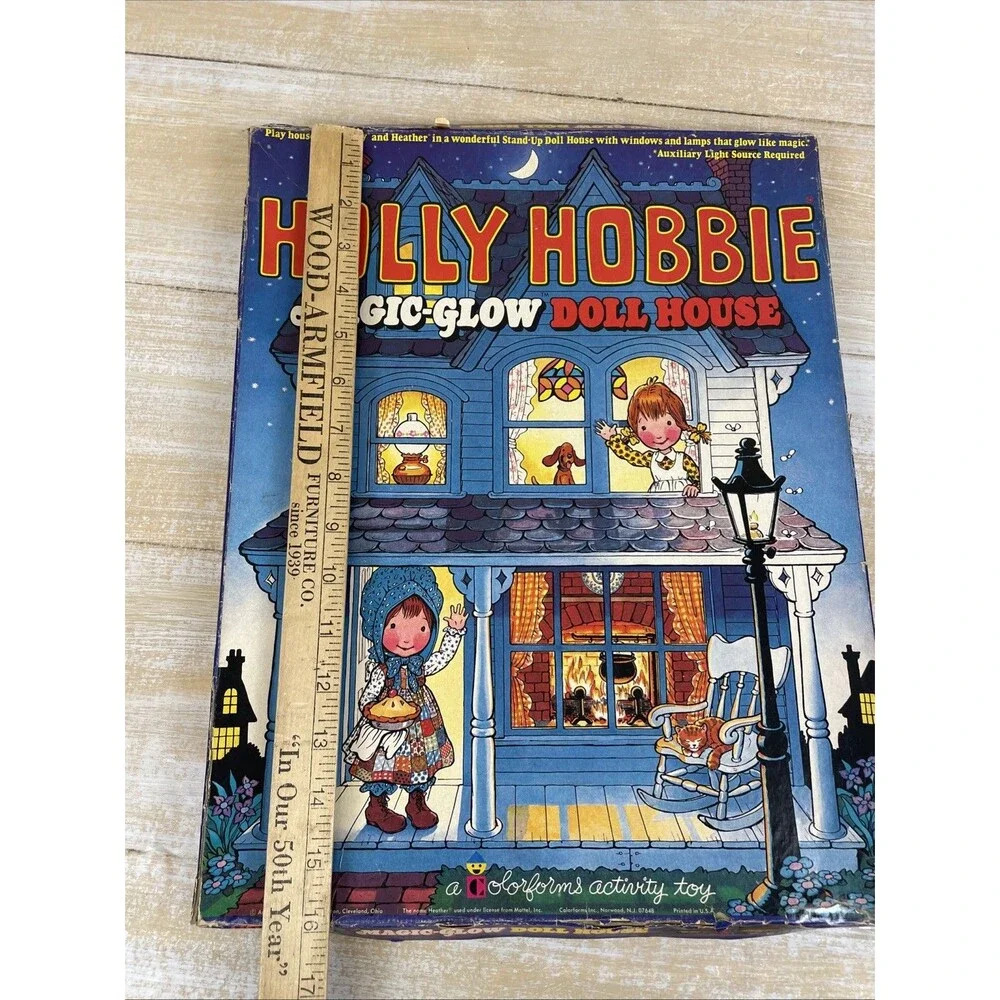 Vintage 1977 Holly Hobbie Magic Glow Doll House Colorforms Playset